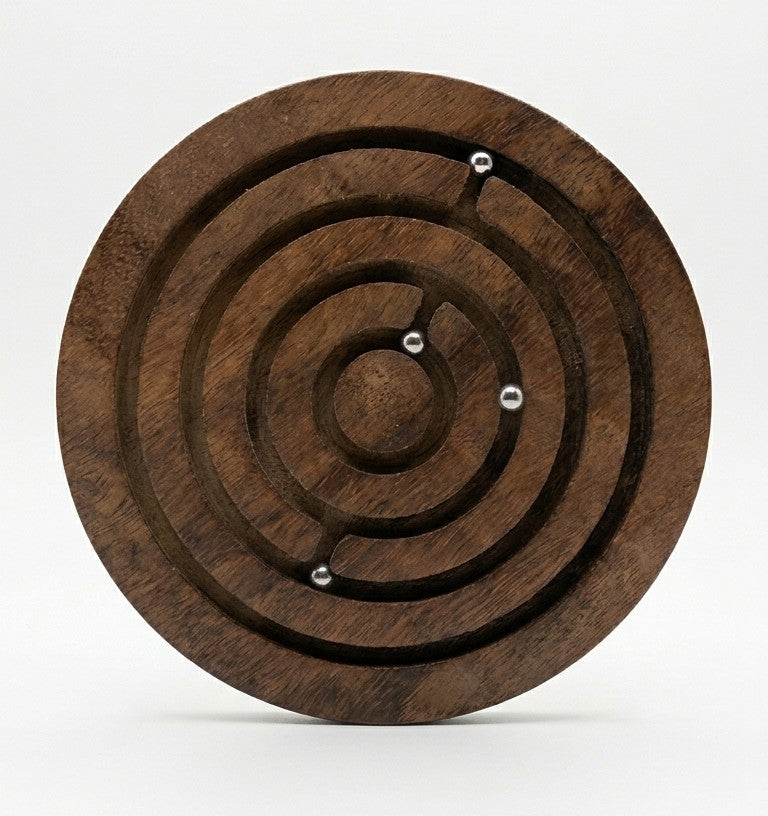 Wooden Circular Ball-in-a-Maze Puzzle – Handheld Focus & Skill Game