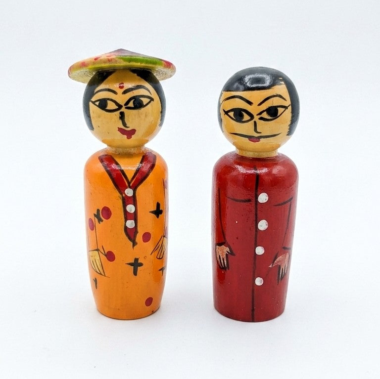 Wooden Cultural Couple Dolls – Set of 2 Hand-Painted Peg Figurines