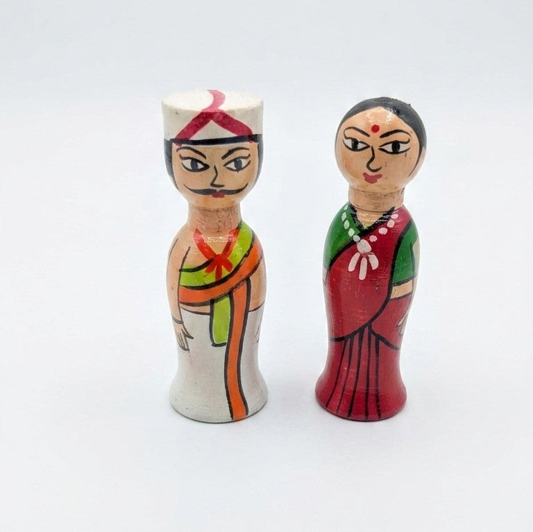 Wooden Indian Wedding Couple Dolls – Hand-Painted Vivah Pair