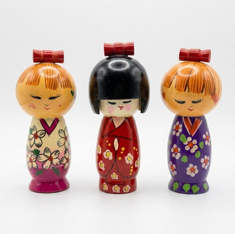 Wooden Japanese Kokeshi Dolls – Set of 3 Hand-Painted Blossom Dolls